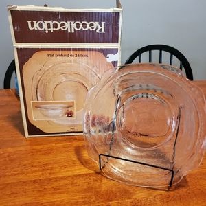 Indiana Glass serving bowl